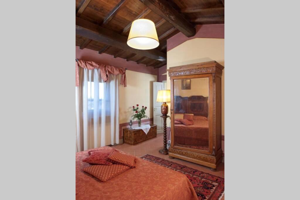 Villa Liz Tuscany, Private Pool, Hot Tub, Property Fenced, Pets Allowed Poppi Exterior foto