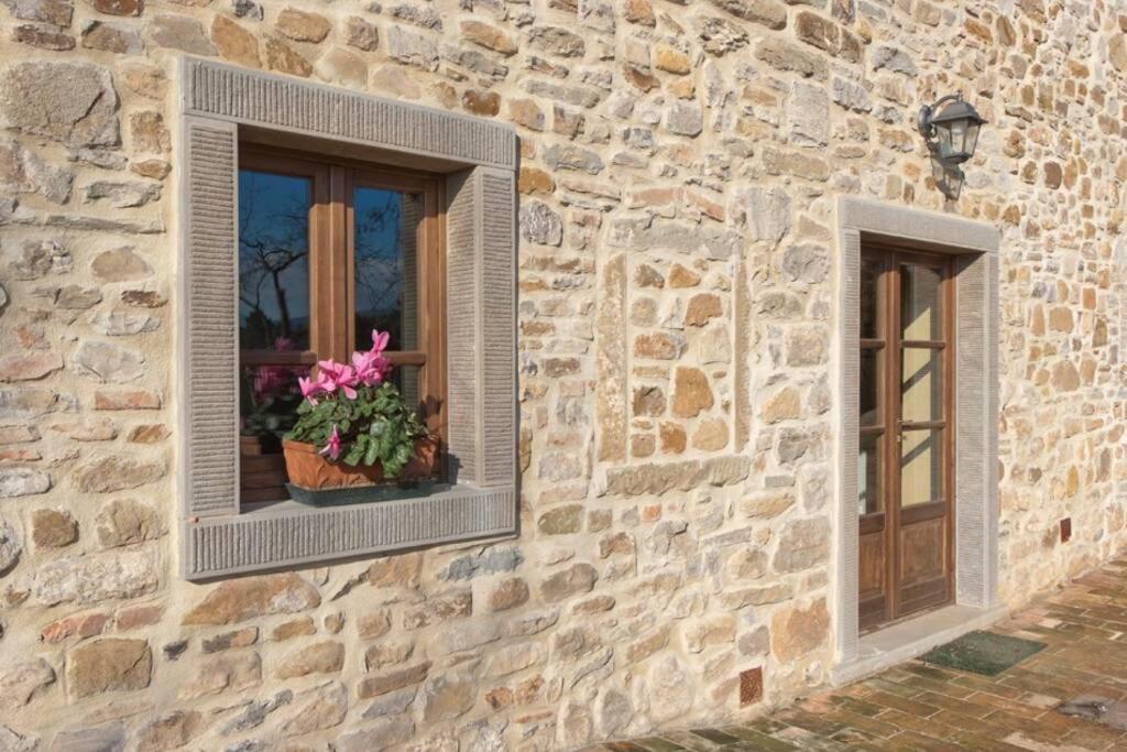 Villa Liz Tuscany, Private Pool, Hot Tub, Property Fenced, Pets Allowed Poppi Exterior foto