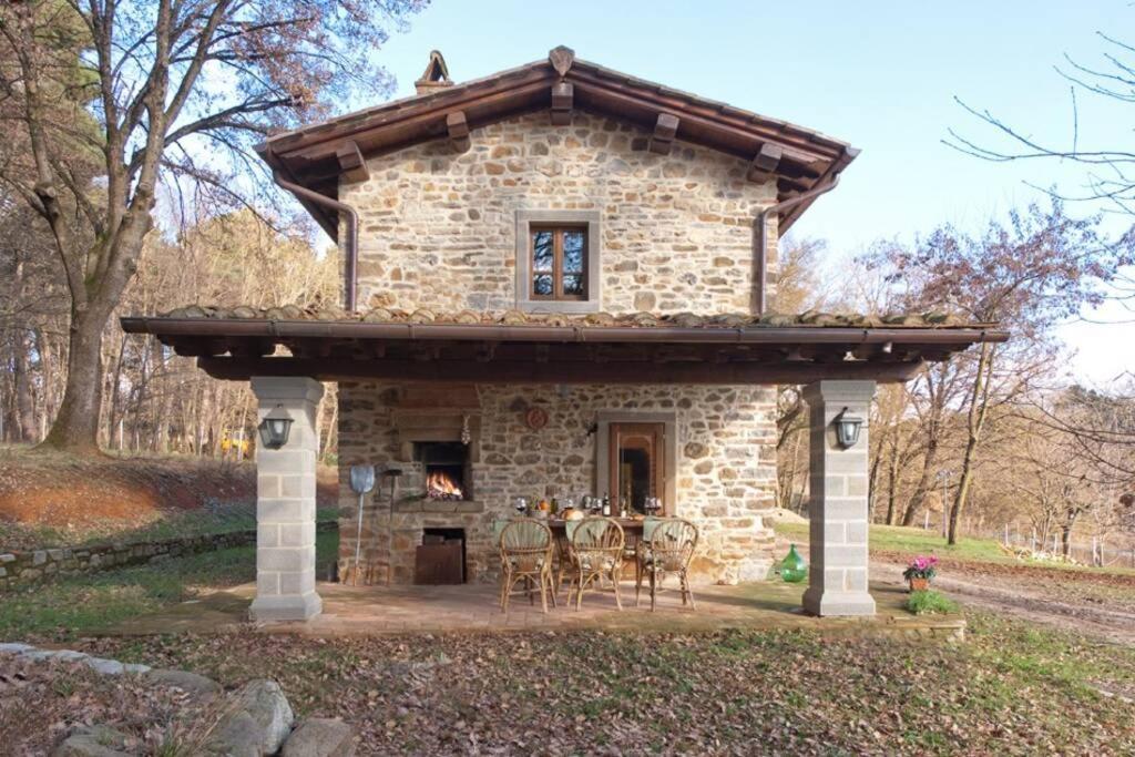 Villa Liz Tuscany, Private Pool, Hot Tub, Property Fenced, Pets Allowed Poppi Exterior foto