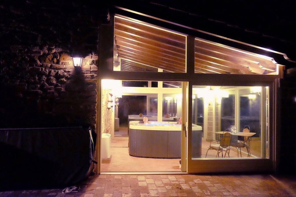Villa Liz Tuscany, Private Pool, Hot Tub, Property Fenced, Pets Allowed Poppi Exterior foto